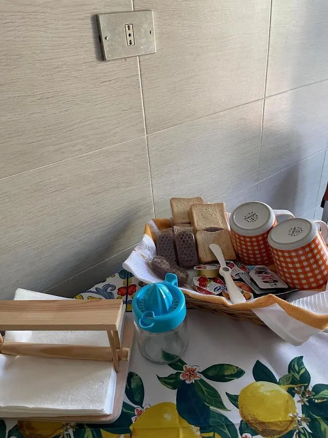 Rm'S Guesthouse ブリンディジ イタリア